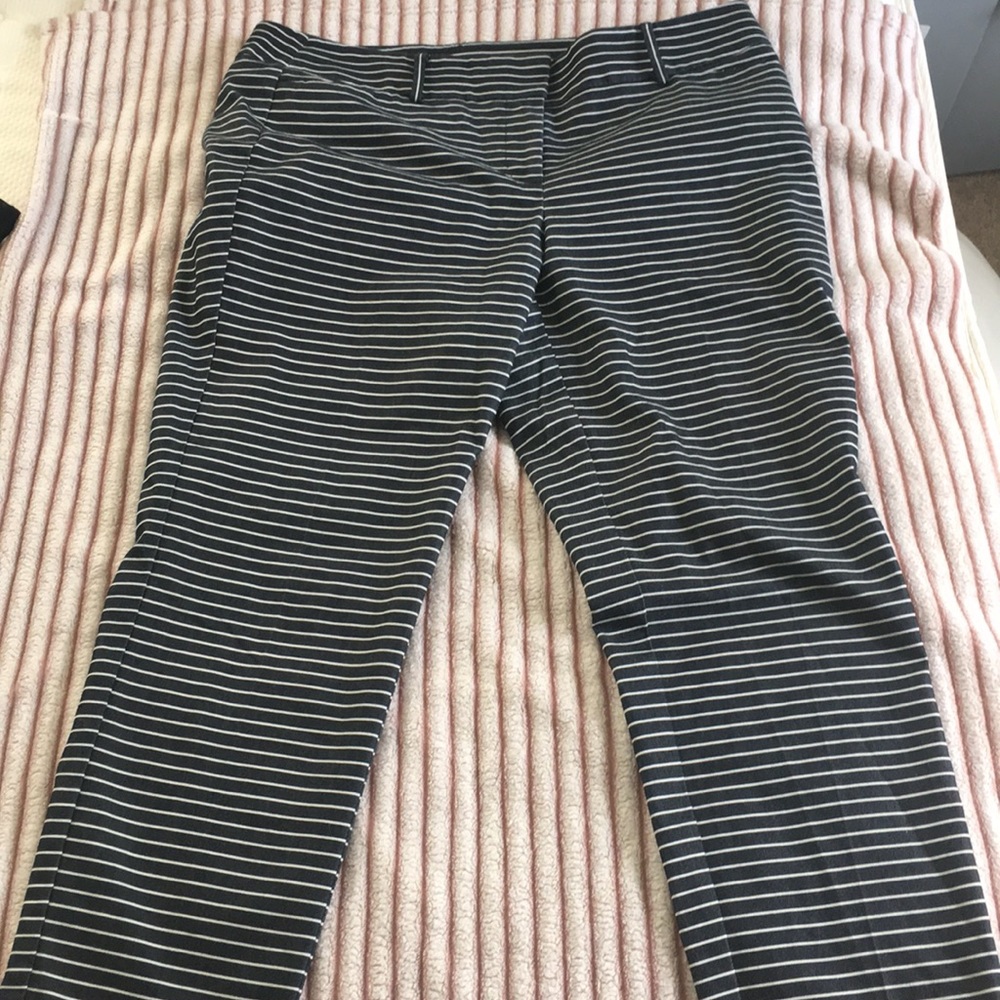 Barely worn Loft Ankle Pants size 10